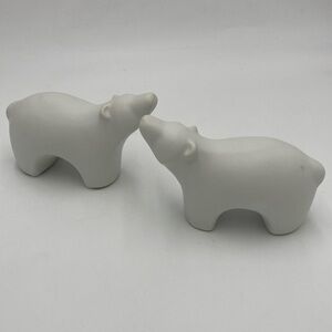 Ceramic polar bears